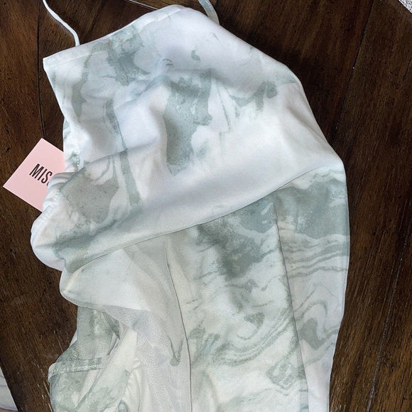 Missguided slinky ruched print halter top bodysuit - Picture 6 of 7